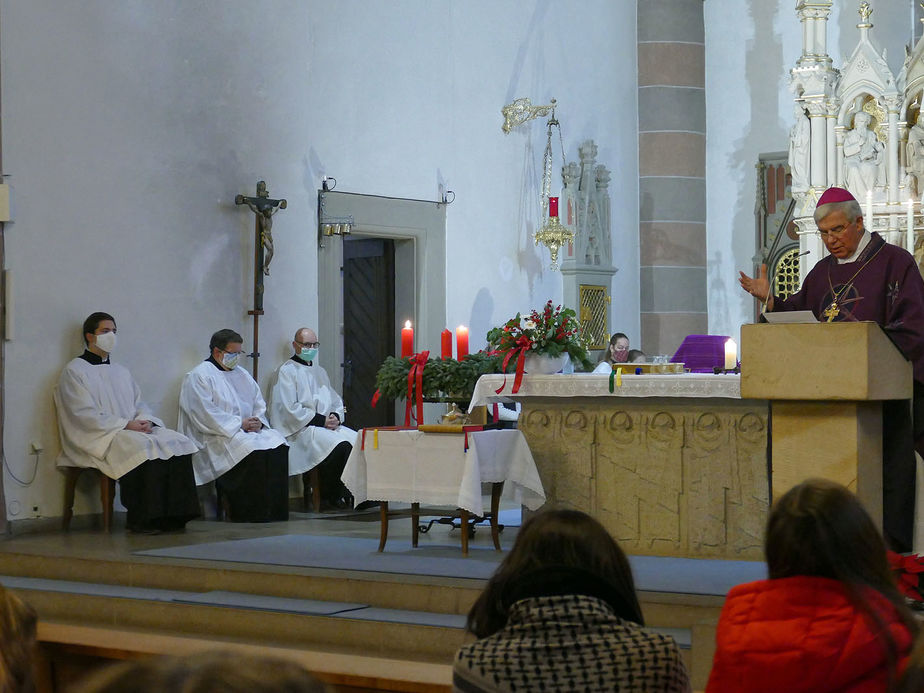 Beauftragung zu Lektorat und Akolythat in St. Marien, Volkmarsen (Foto: Karl-Franz Thiede)